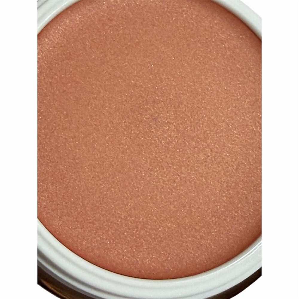 Danessa Myricks Yummy Skin Blurring Balm Powder in Lowkey 6g low-lighting - Picture 4 of 14